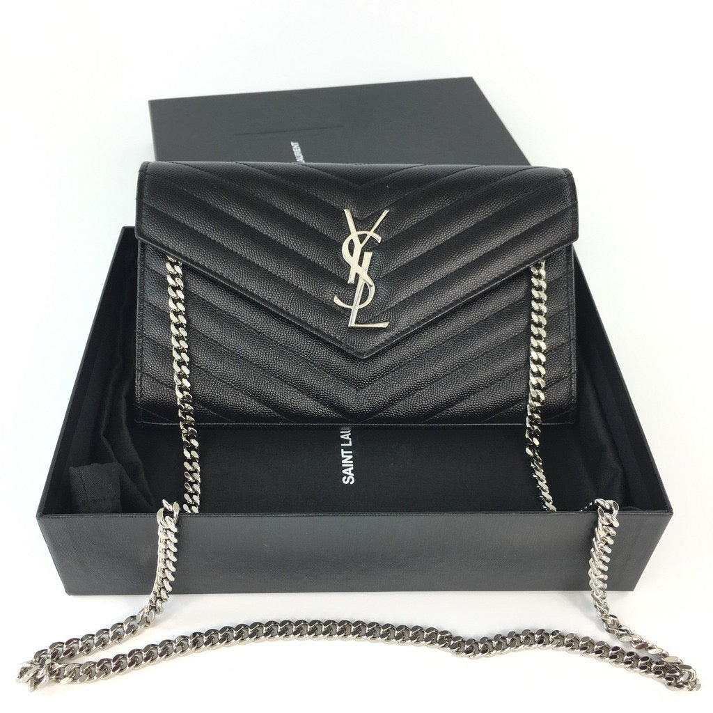 YSL MONOGRAMYS CHAIN WALLET IN GRAIN DE POUDRE EMBOSSED LEATHER (Silve –  A&J GOLD NORWAY
