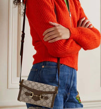 โหลดรูปภาพลงในเครื่องมือใช้ดูของ Gallery Gucci Horsebit 1955 mini bag
