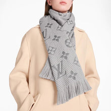 Load image into Gallery viewer, Louis vuitton LOGOMANIA SCARF
